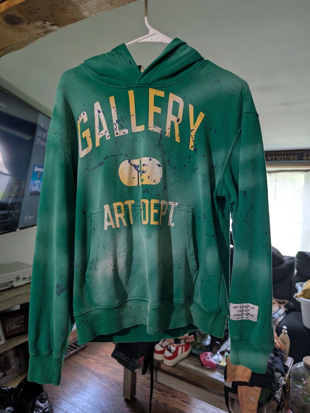 Art On Display Hoodie Josue Thomas Size Men's Small